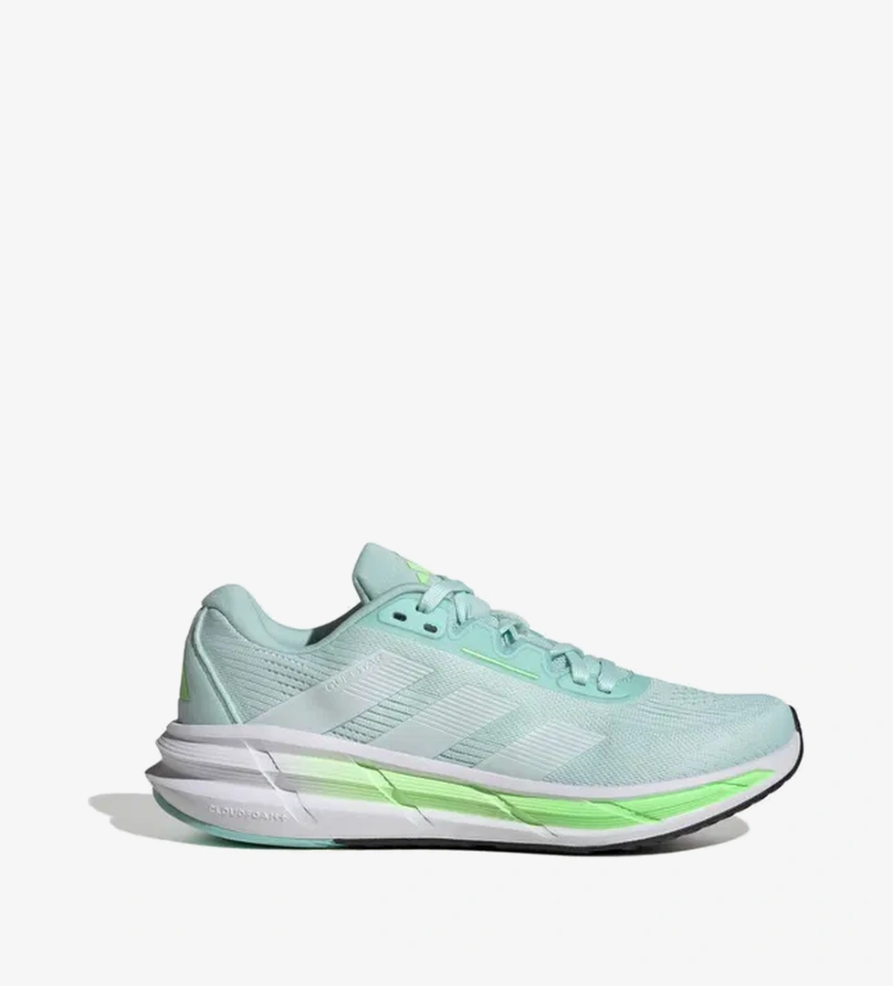 Adidas adidas Questar 3 Short Distance Road Running Kadın Spor Ayakkabı model görseli