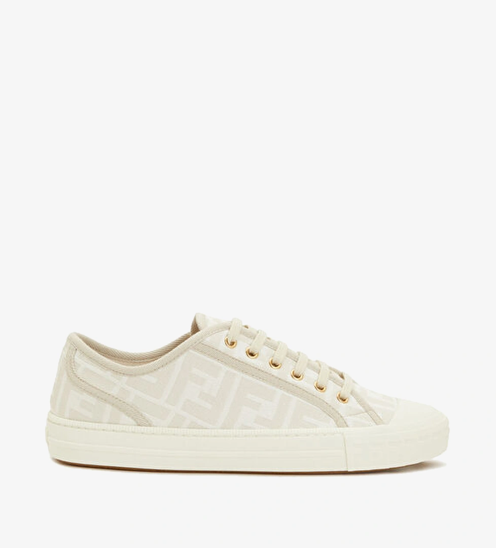 Fendi Beyaz Fendi Logolu
