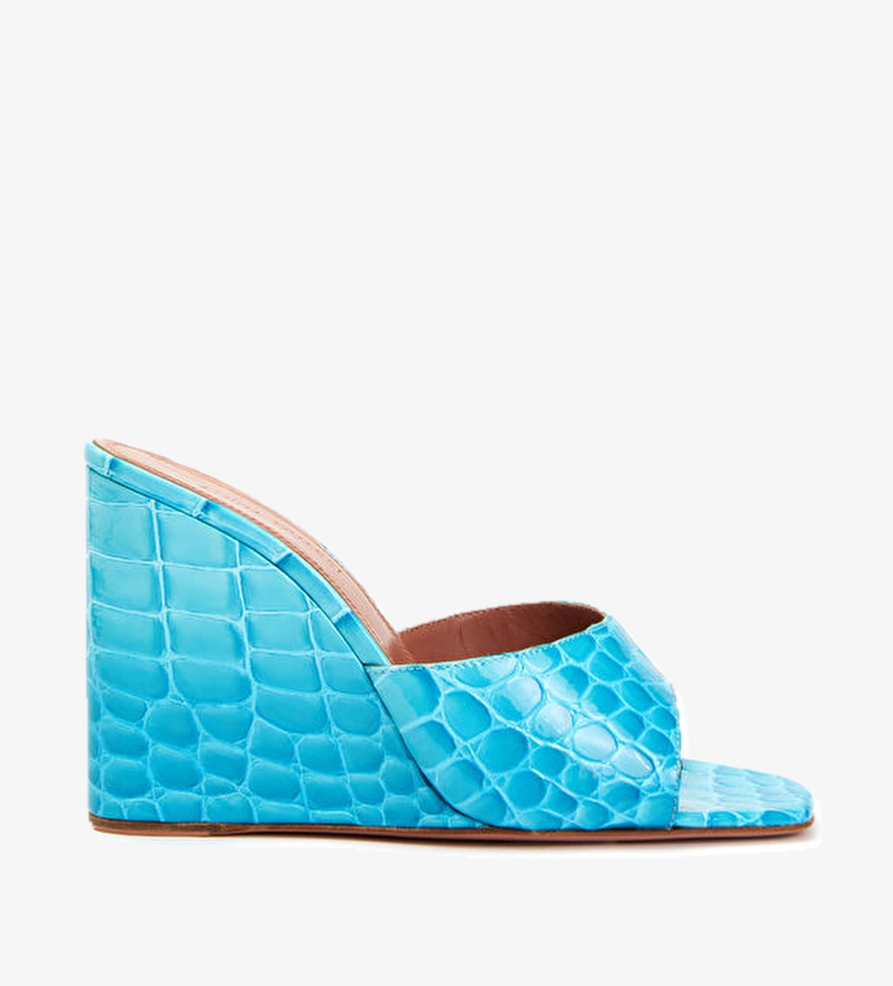 Amina Muaddi Mavi Krokodil Dokulu Kadın Deri Terlik model görseli