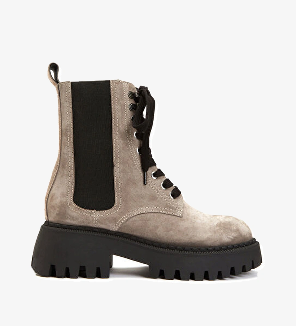 Divarese Vizon Kadın Süet Bot model görseli