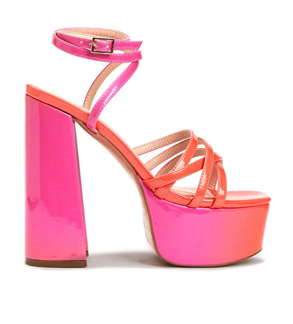 Network Colorblocked Kadın Deri Sandalet model görseli