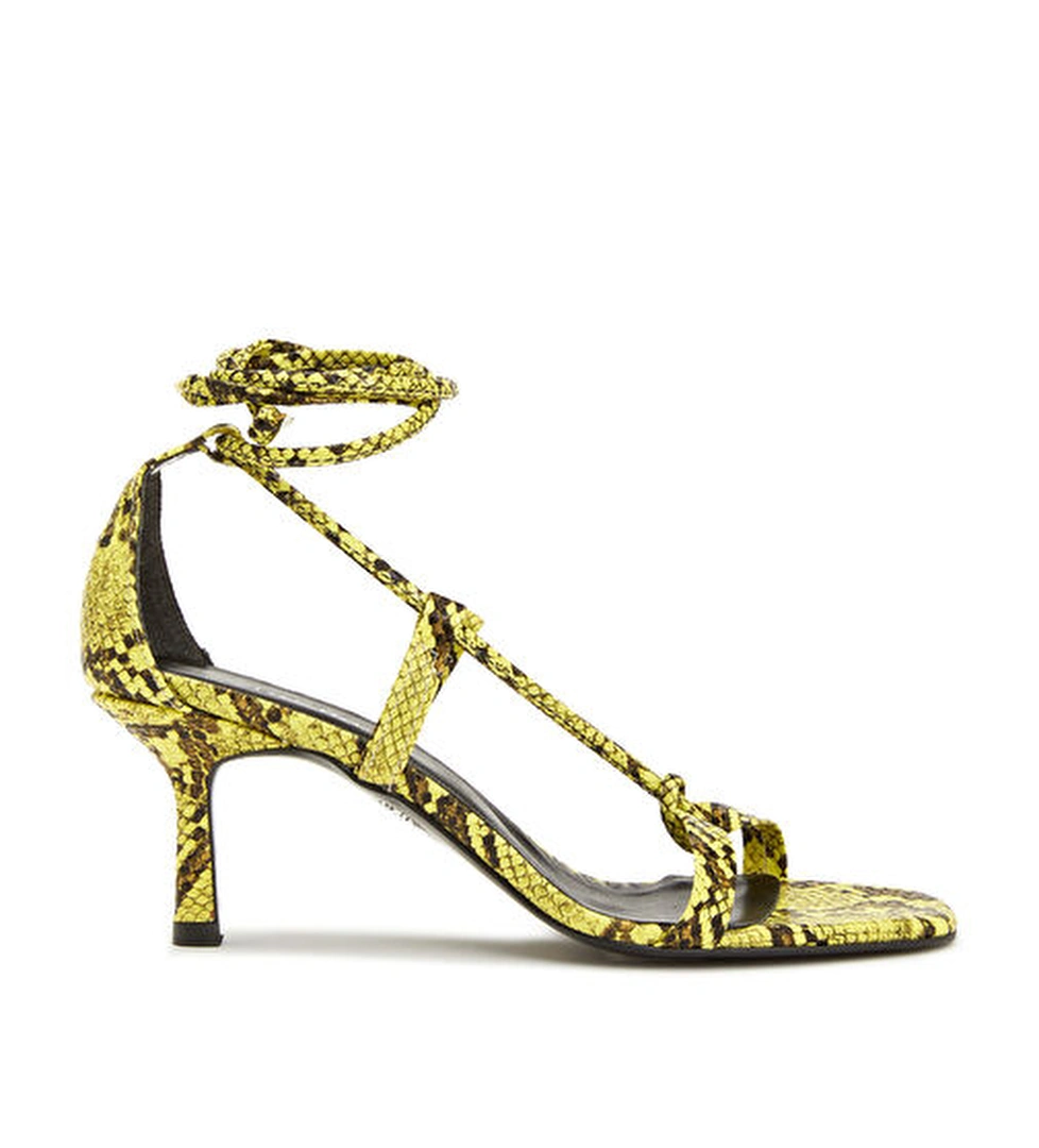 Divarese Sarı Krokodil Desenli Kadın Sandalet model görseli