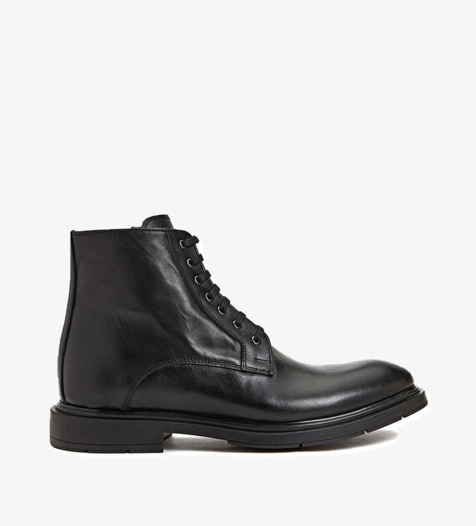 Divarese Siyah Erkek Deri Bot model görseli