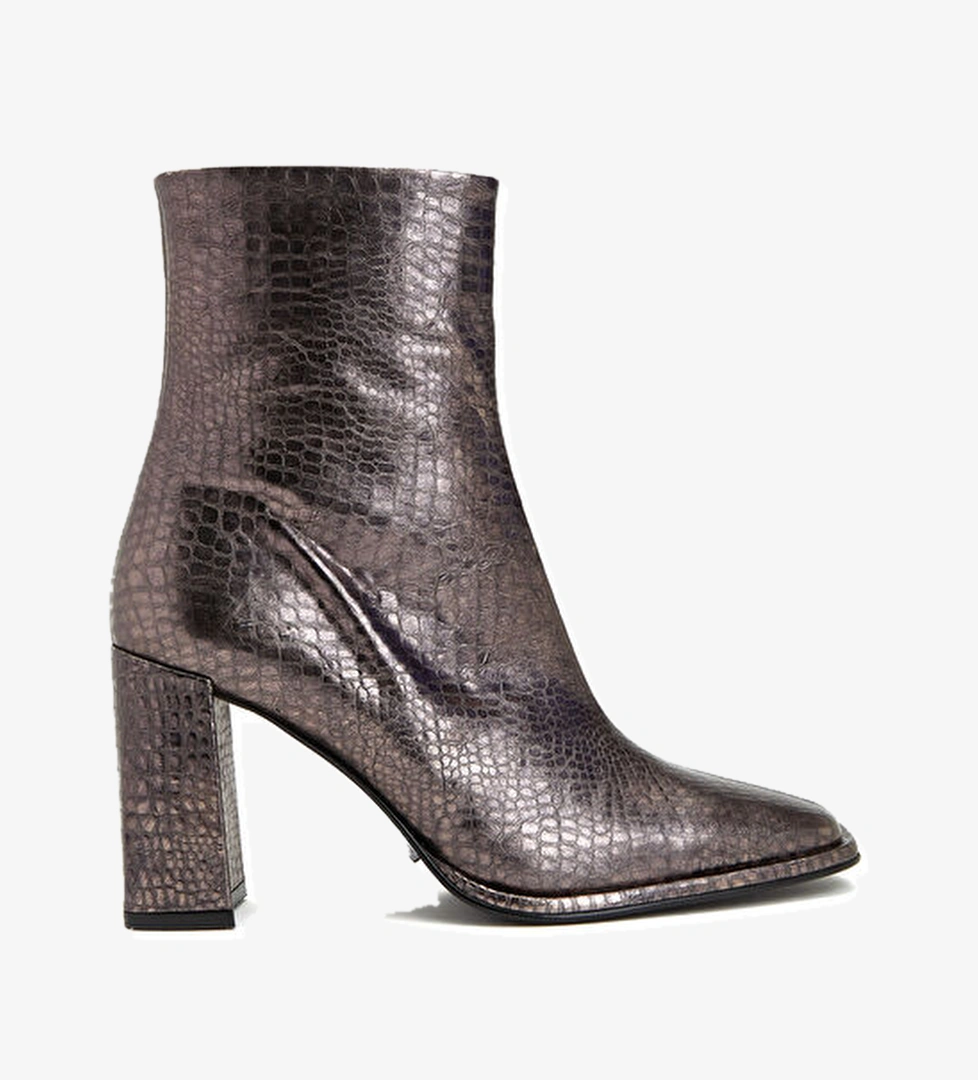 Network Bronz Kadın Deri Bot model görseli