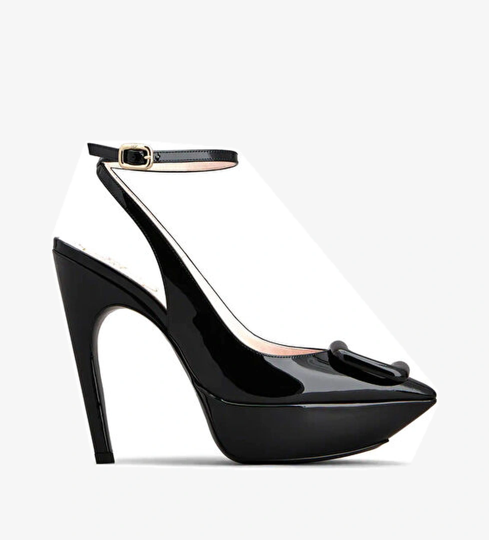 Roger Vivier Siyah Topuklu Ayakkabı model görseli