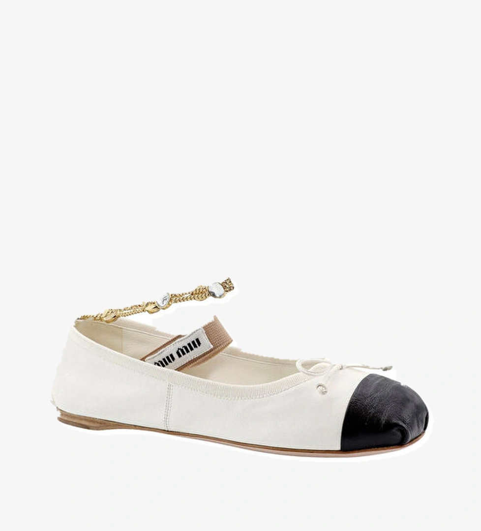 Beyaz Kadın Deri Babet