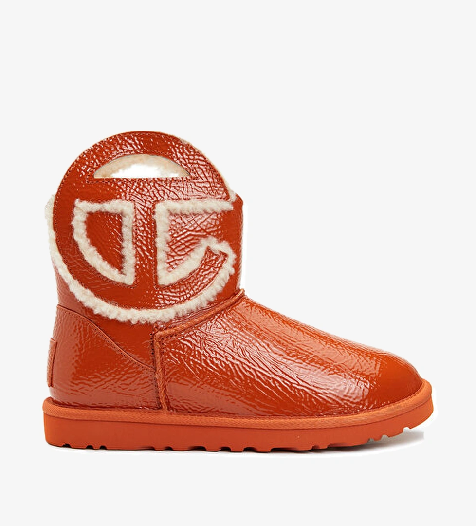 Ugg X Telfar Logo Mini Crinkle Kadın Deri Bot model görseli