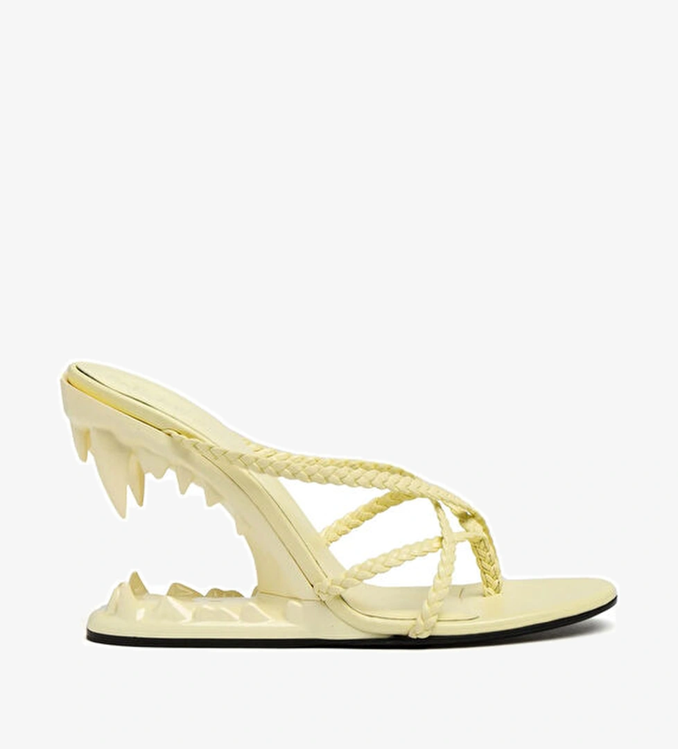 Gcds Sarı 3D Detaylı Kadın Deri Sandalet model görseli