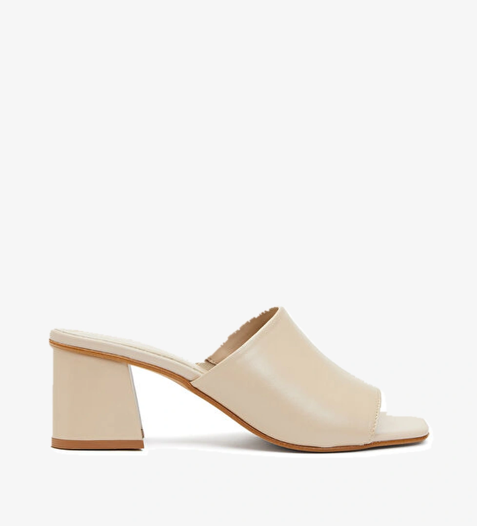 George Hogg George Hogg Nude Kadın Deri Terlik Beymen'de! Nude - 1. görsel