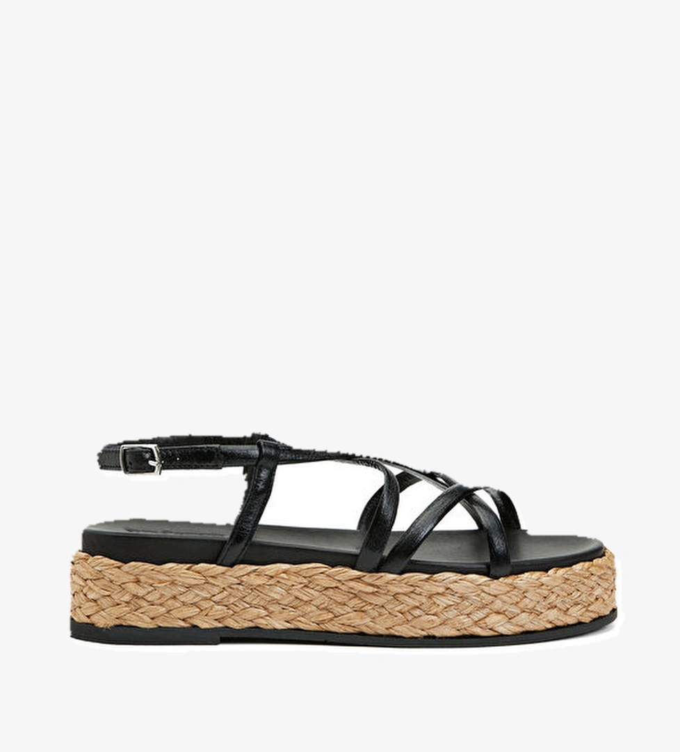 Divarese Siyah Kadın Deri Sandalet model görseli