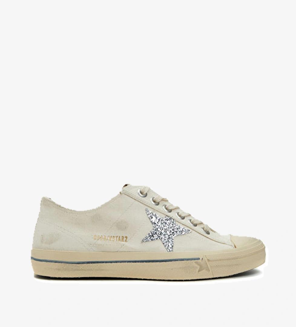 Golden Goose V-Star Krem Kadın Sneaker model görseli