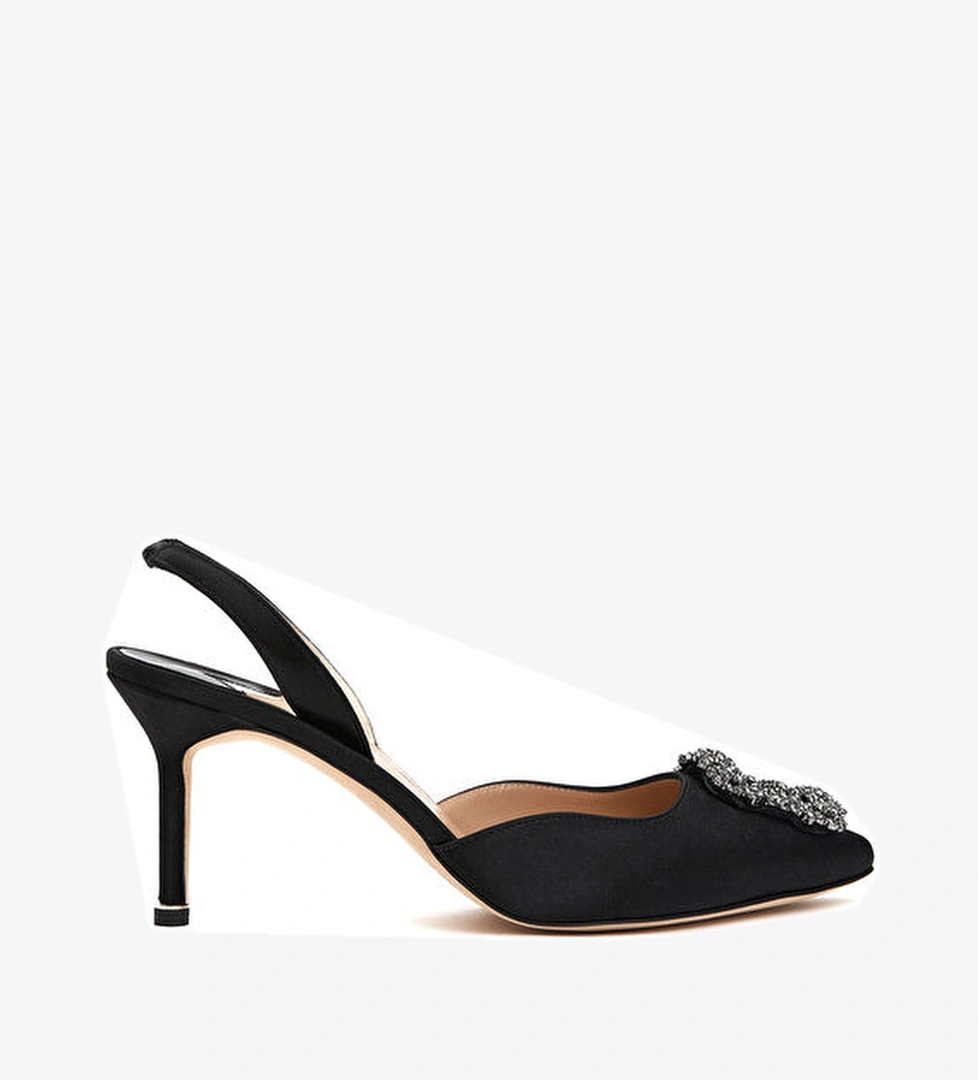 Manolo Blahnik Hangisli Siyah Topuklu Ayakkabı model görseli