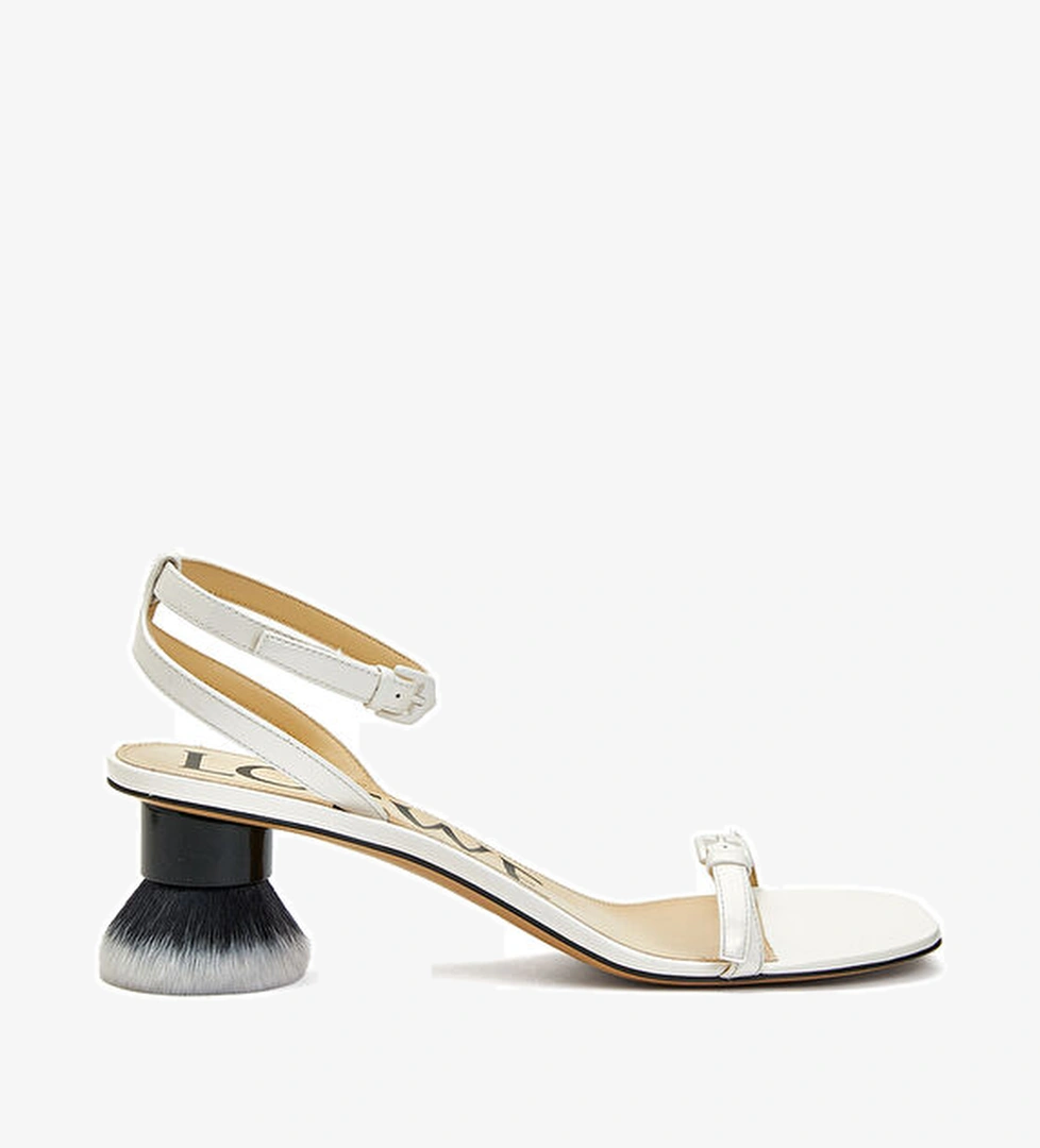 Beyaz Topuk Detaylı Kadın Deri Sandalet - Görsel 1