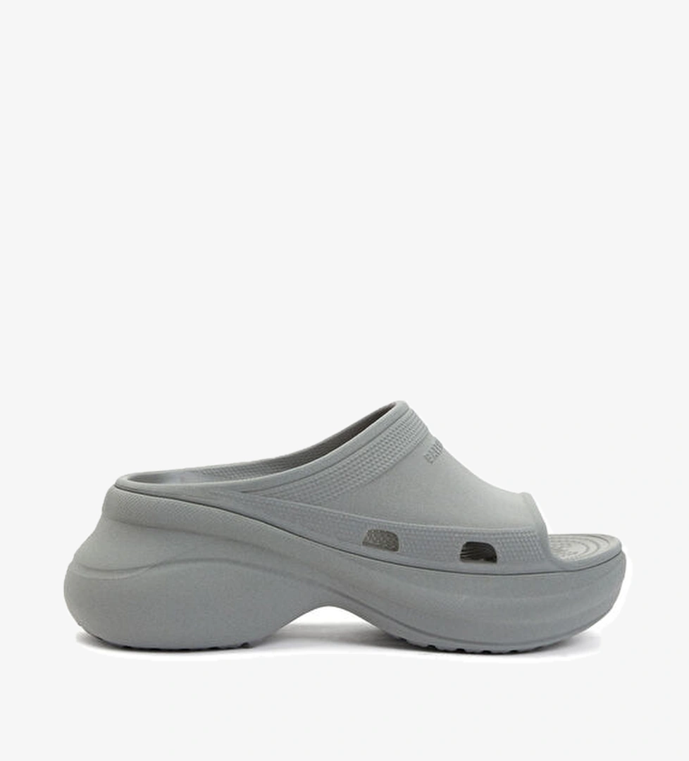 Balenciaga Gri Kadın Terlik model görseli