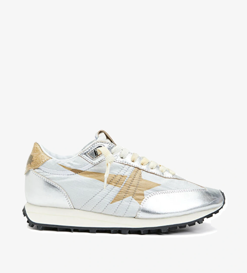 Golden Goose Marathon Silver Kadın Sneaker model görseli