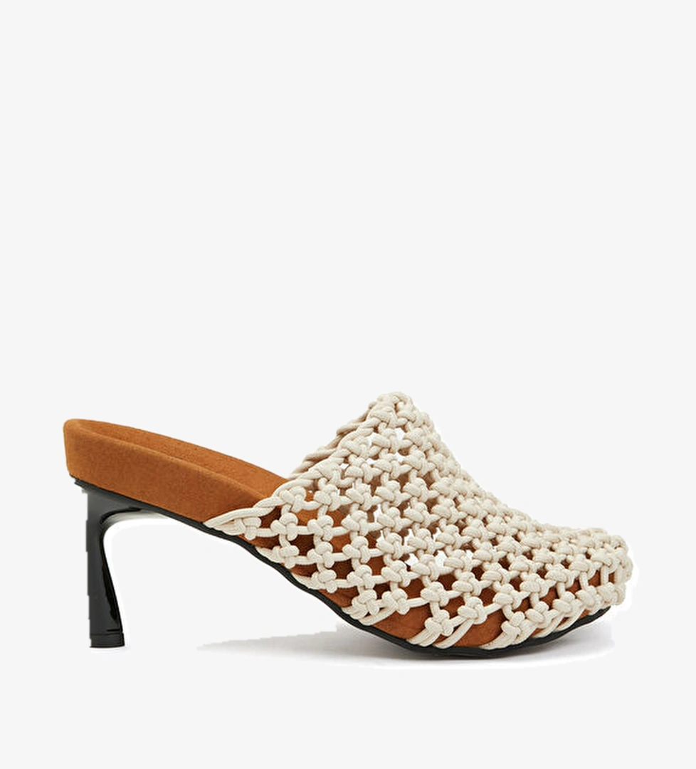 Bej Kadın Terlik - Görsel 1