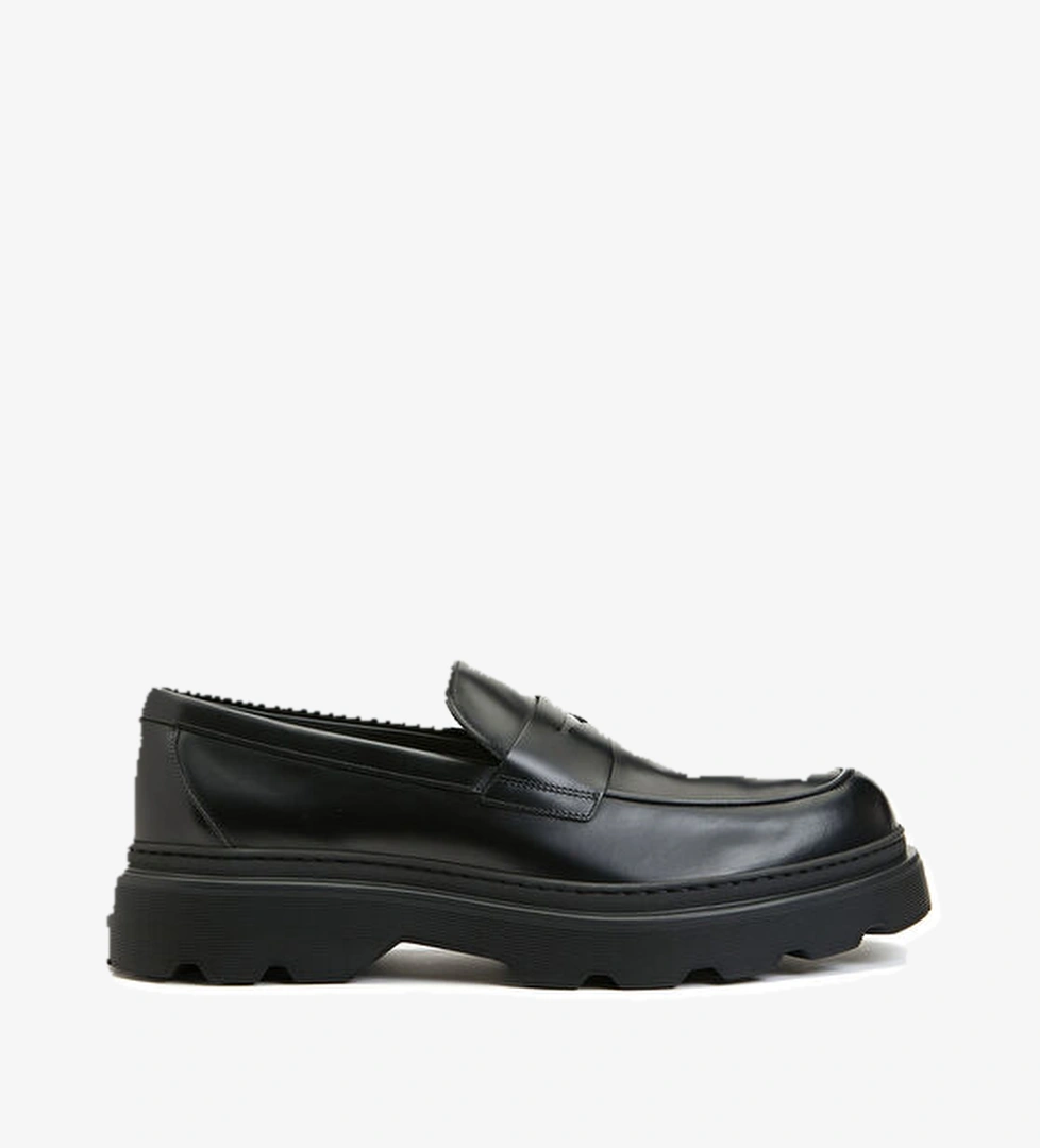 Tod's Siyah Bantlı Erkek Deri Loafer model görseli