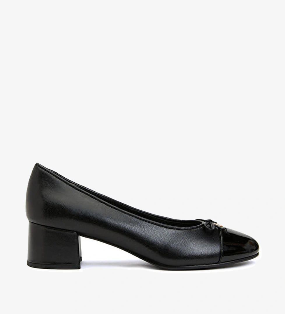 Siyah Deri Topuklu Ayakkabı - Görsel 1