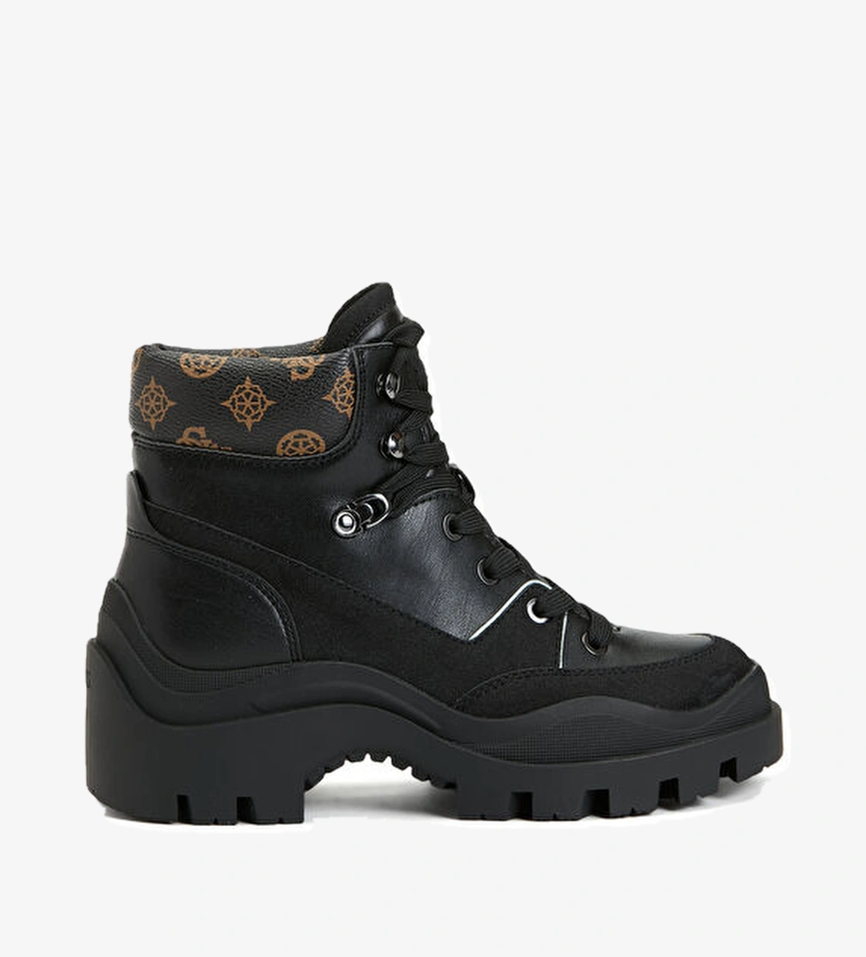 Guess Yia Siyah Kadın Bot model görseli