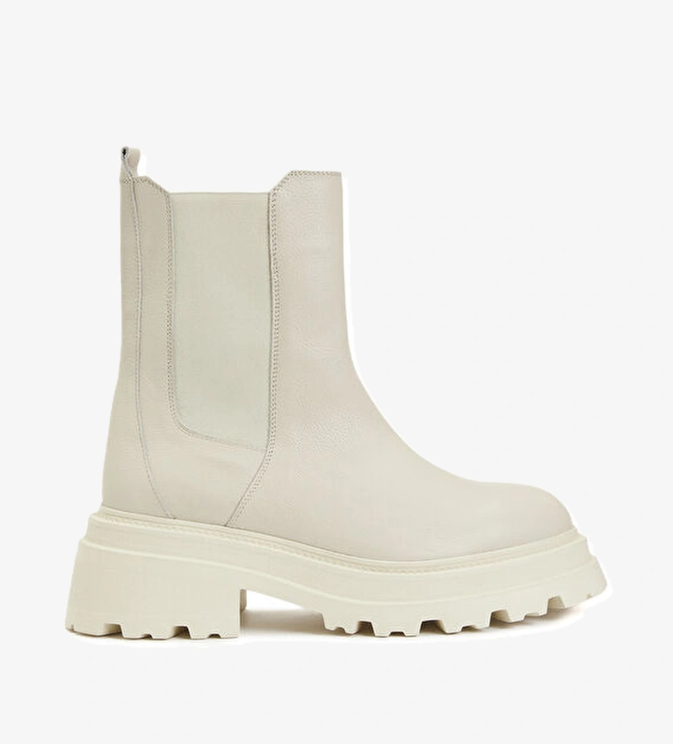 Beymen Club Ekru Kadın Deri Bot model görseli