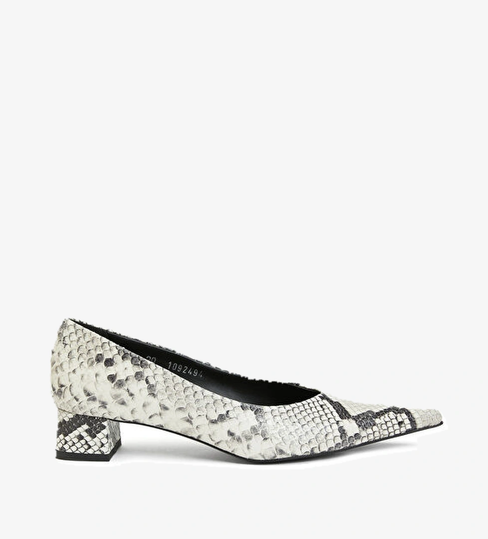 Network Bej Kadın Deri Ayakkabı model görseli