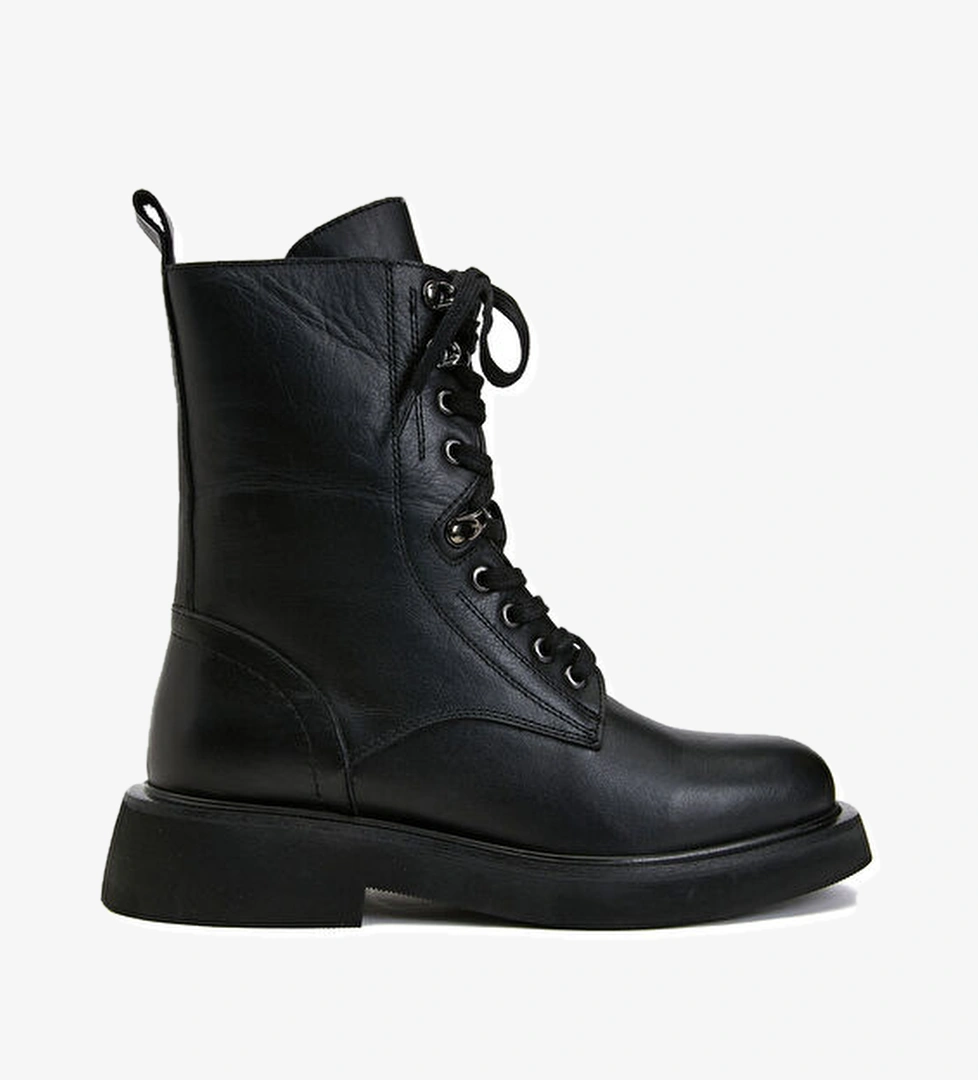 Beymen Club Siyah Kadın Deri Bot model görseli