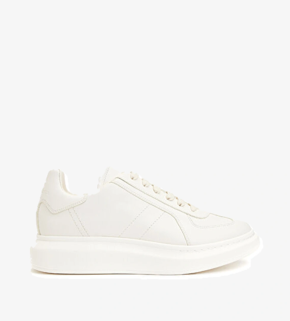 Mcqueen Krem Erkek Deri Sneaker model görseli