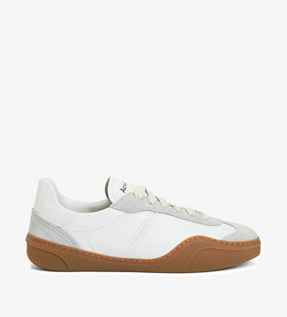Acne Studios Beyaz Logolu Kadın Deri Sneaker model görseli