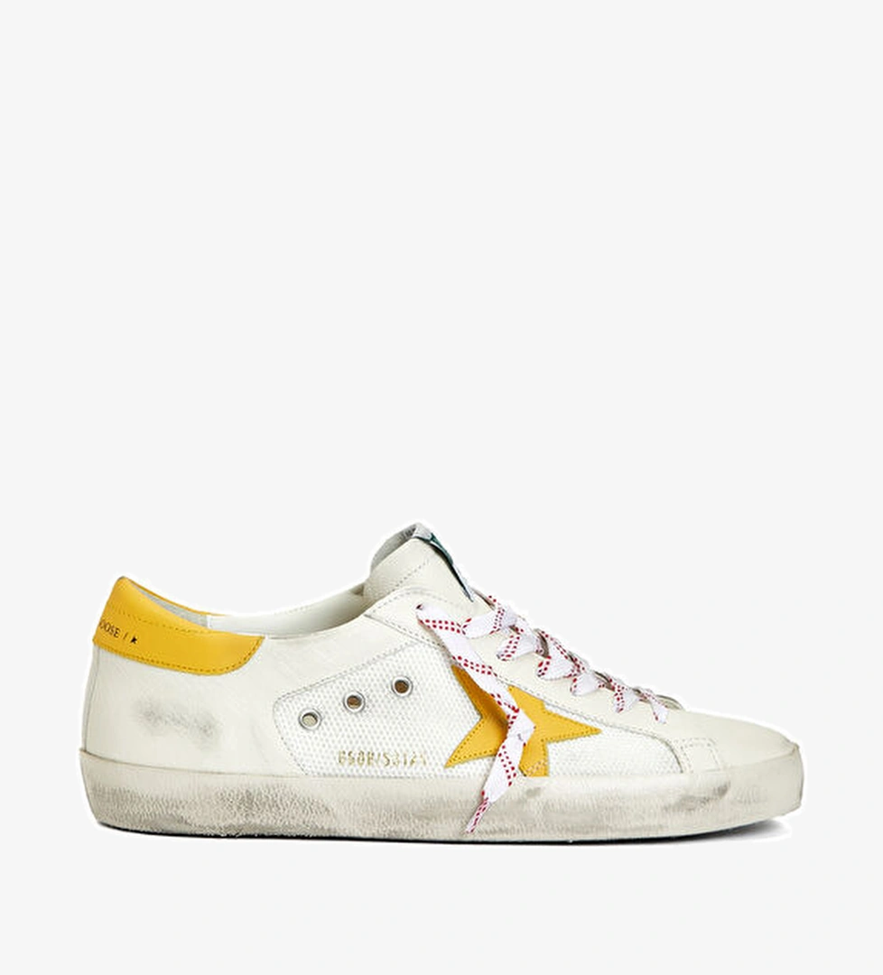 Golden Goose Super-Star Beyaz Sarı Erkek Deri Sneaker model görseli