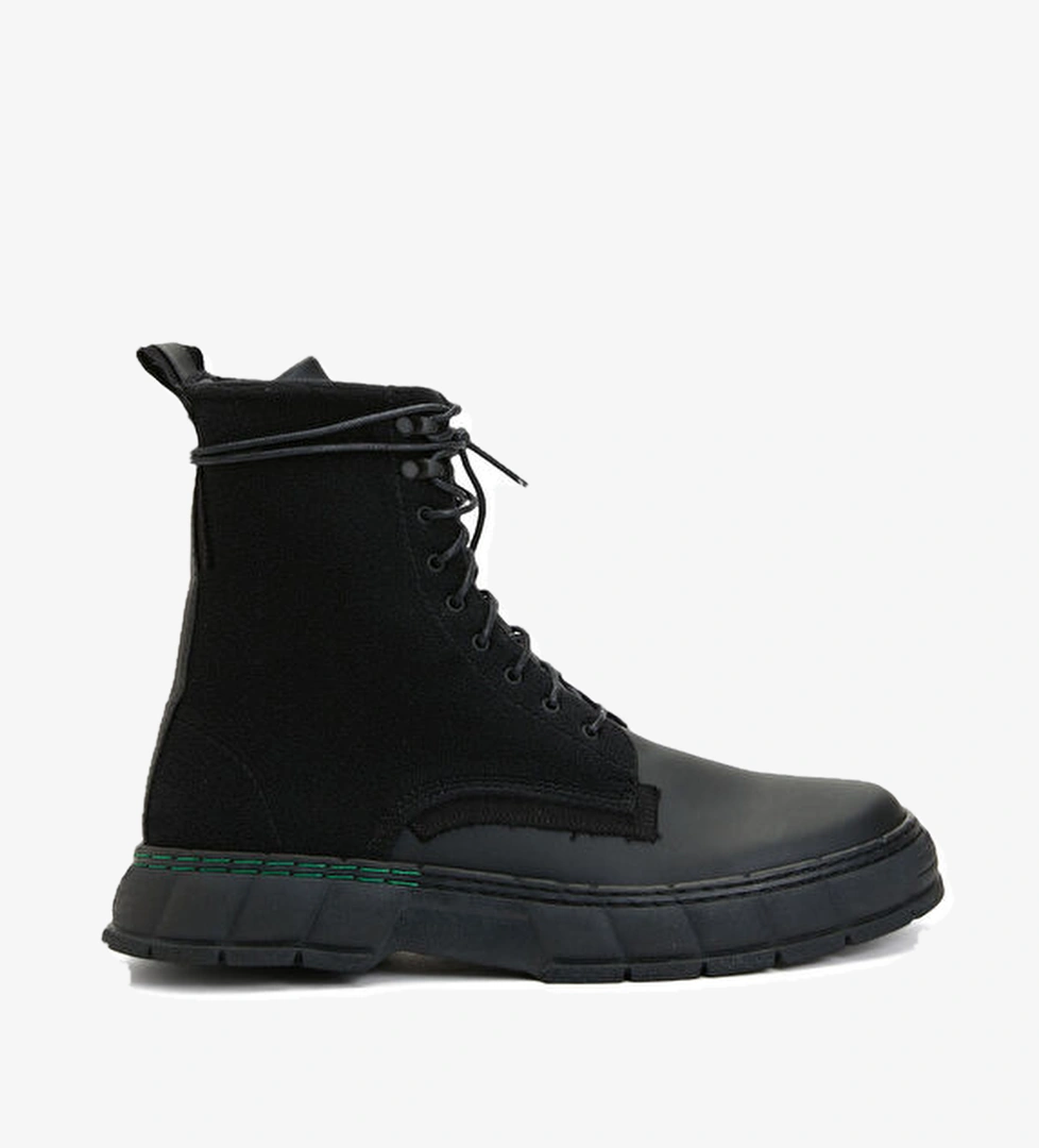 Viron Siyah Patch Detaylı Erkek Bot model görseli