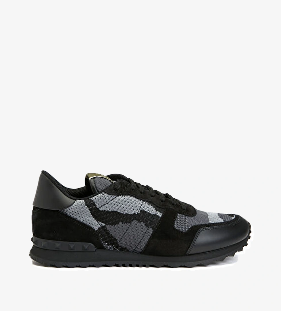 Valentino Garavani Rockrunner Siyah Erkek Deri Sneaker model görseli