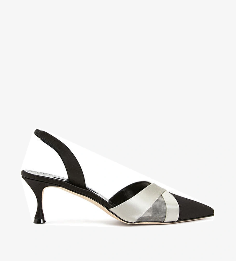 Manolo Blahnik Oyounasli Siyah Gri Saten Topuklu Ayakkabı model görseli