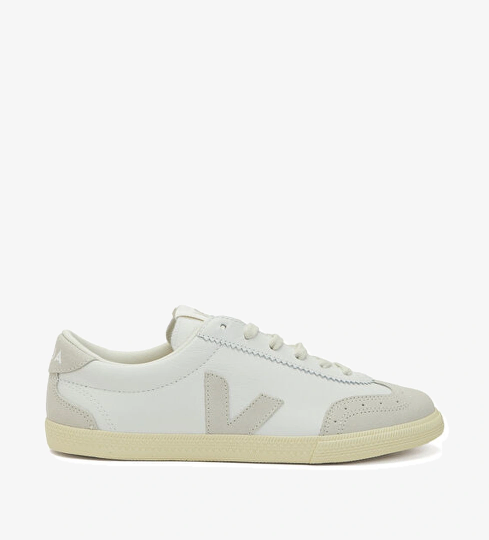 Veja Volley O.T. Beyaz Erkek Deri Sneaker model görseli