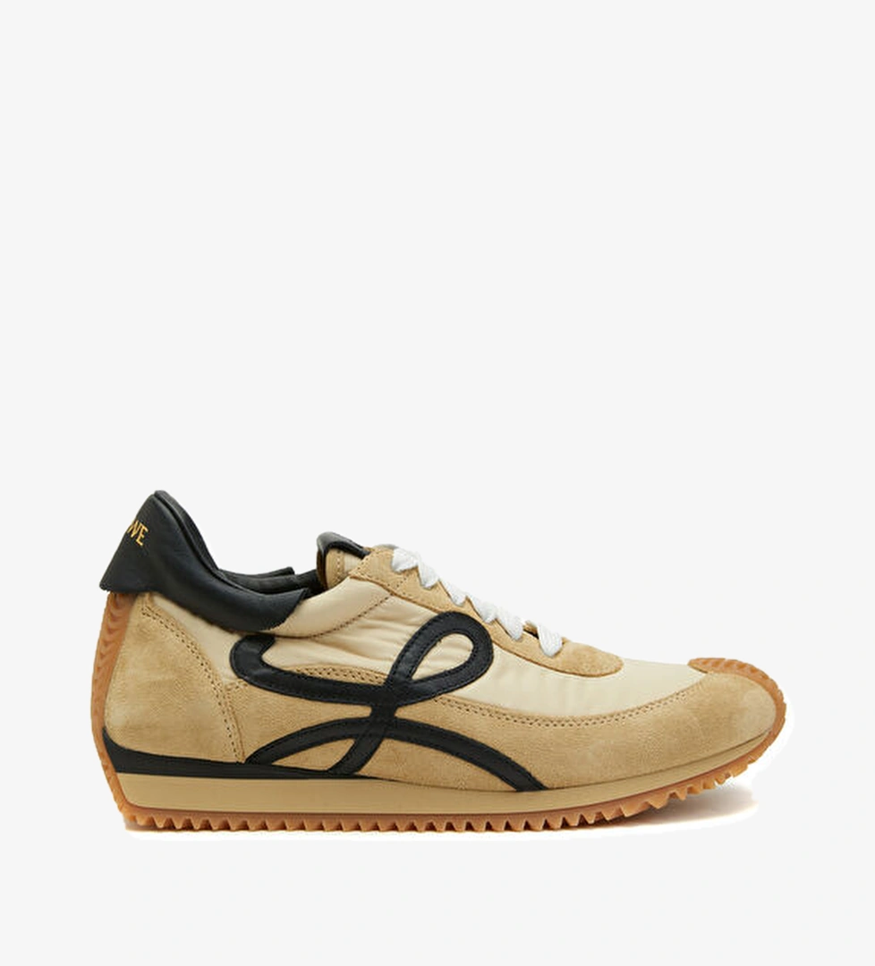 Loewe Flow Runner Siyah Gold Kadın Deri Sneaker model görseli