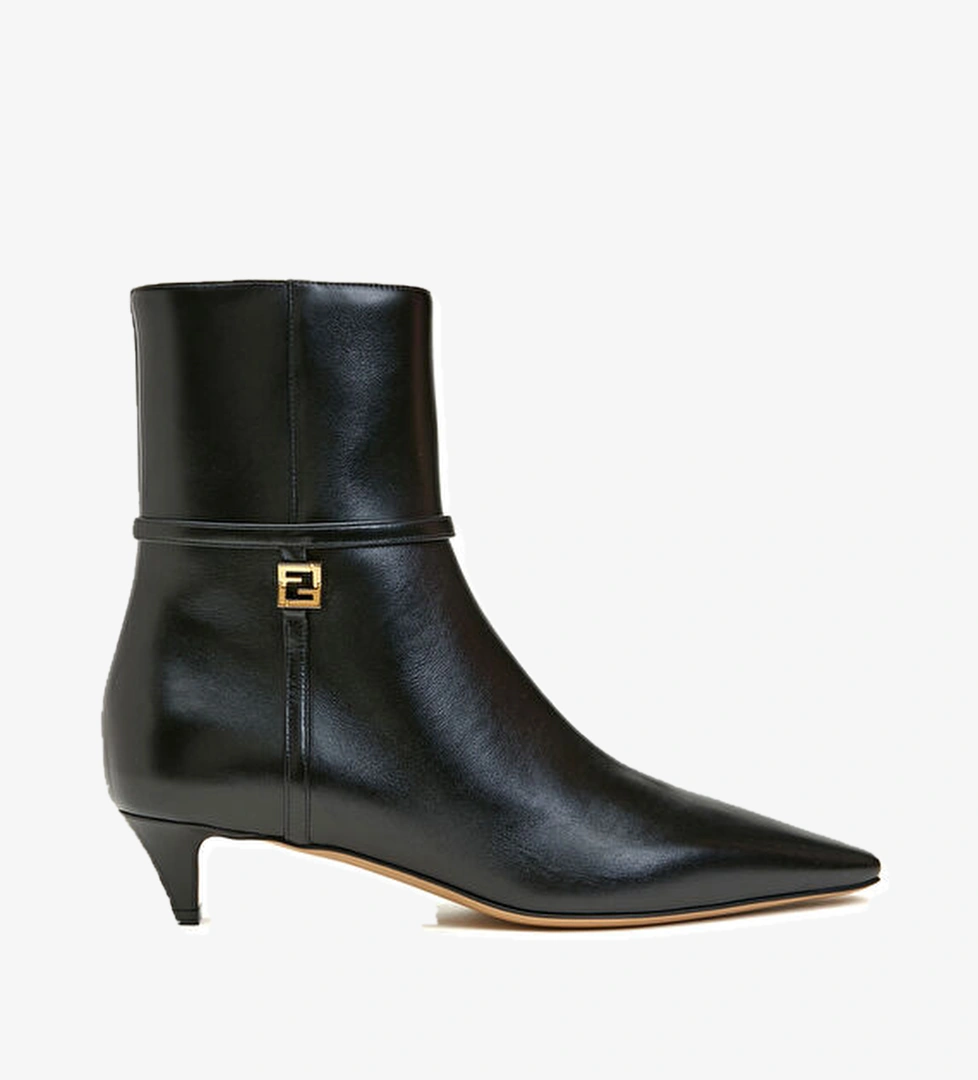 Fendi Siyah Kadın Deri Bot model görseli