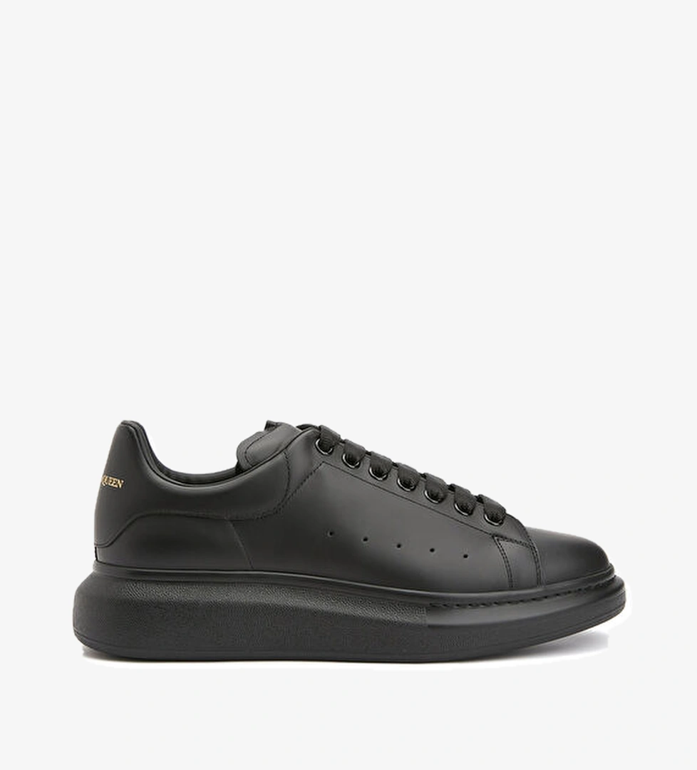 Mcqueen Oversized Siyah Erkek Deri Sneaker model görseli