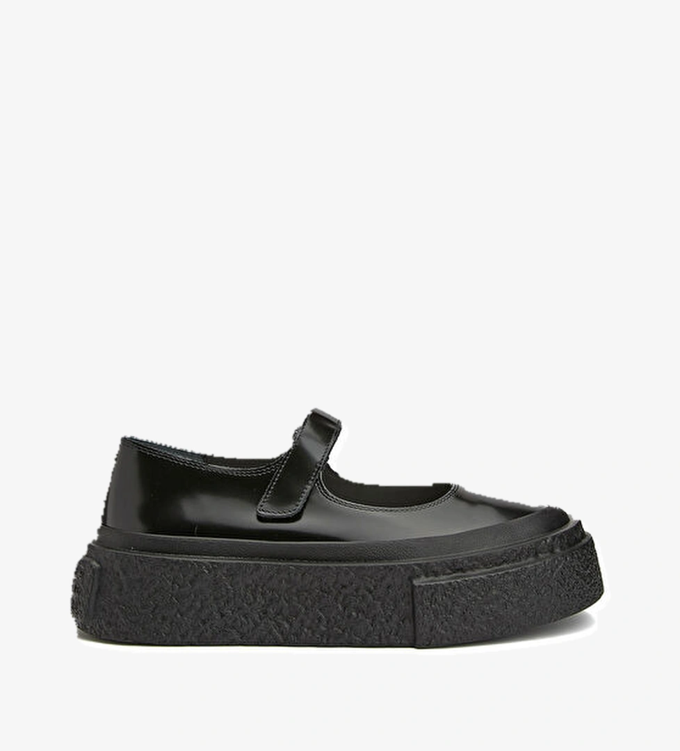 Siyah Kadın Deri Babet - Görsel 1