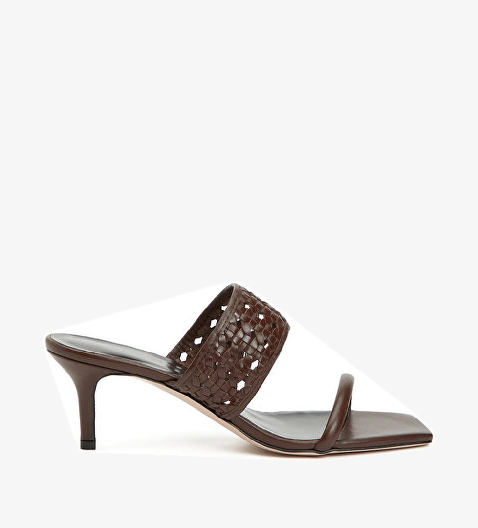 Beymen Collection Kahverengi Kadın Deri Terlik model görseli