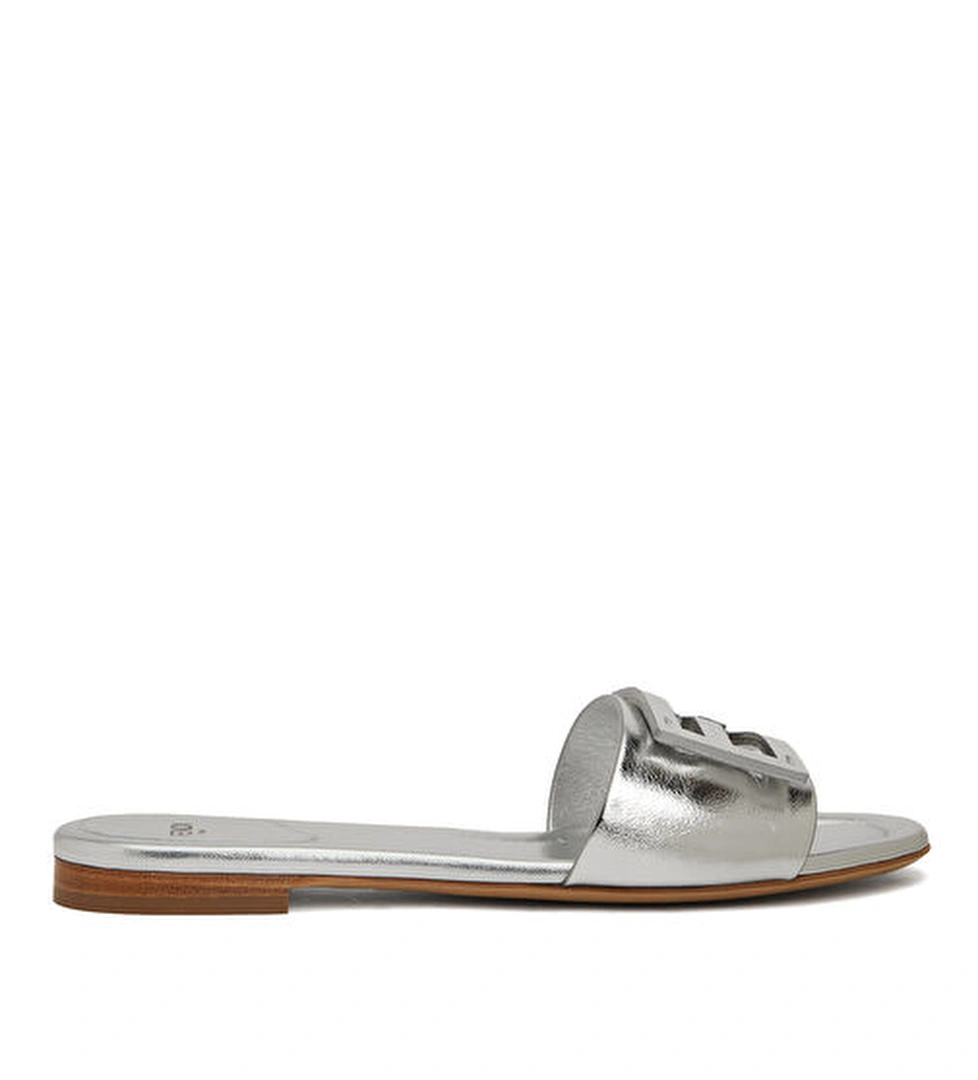 Fendi Baguette Silver Kadın Deri Terlik model görseli