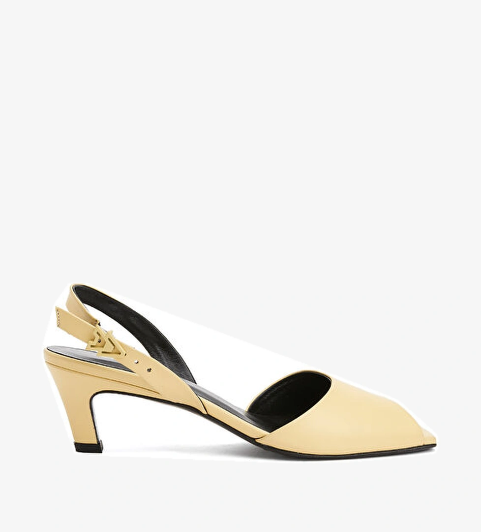 Academia Sarı Kadın Deri Sandalet model görseli