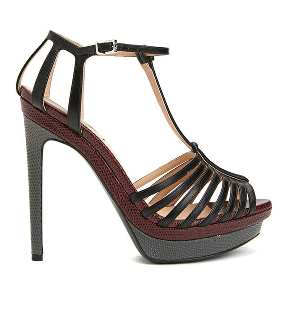 Beymen Reborn Fendi Topuklu Ayakkabı model görseli