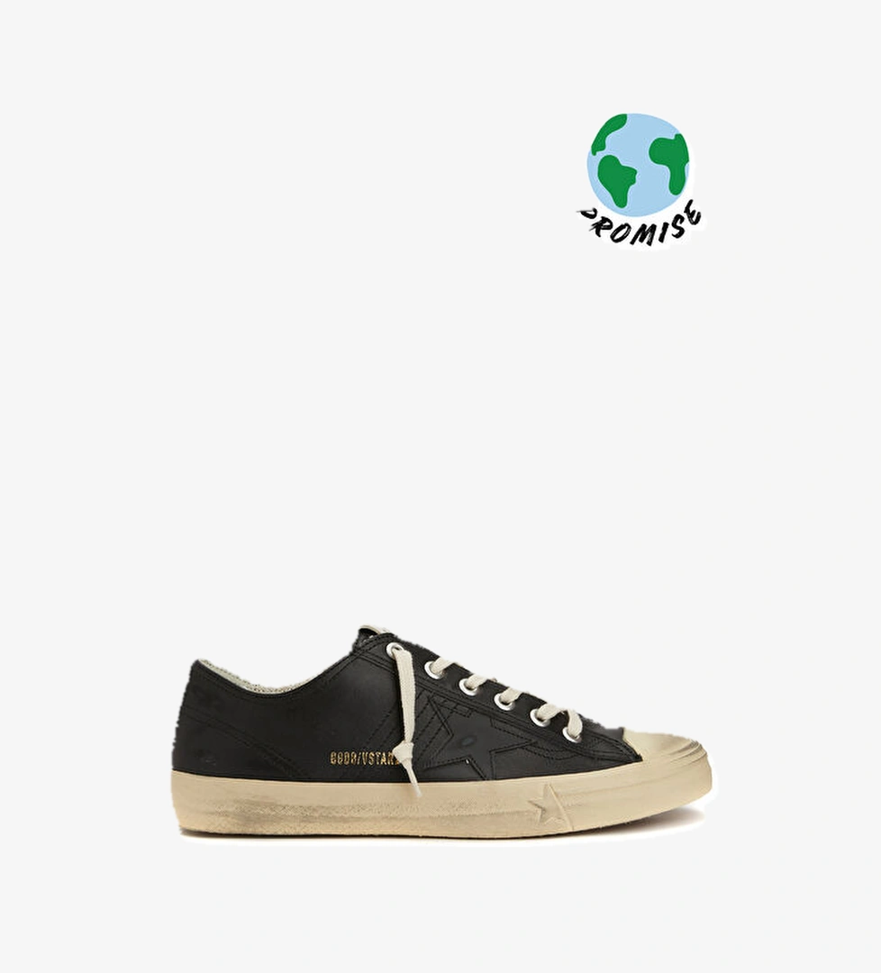 Golden Goose V-Star Siyah Erkek Deri Sneaker model görseli