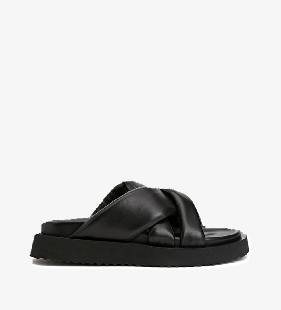 Siyah Kadın Deri Terlik - Görsel 1