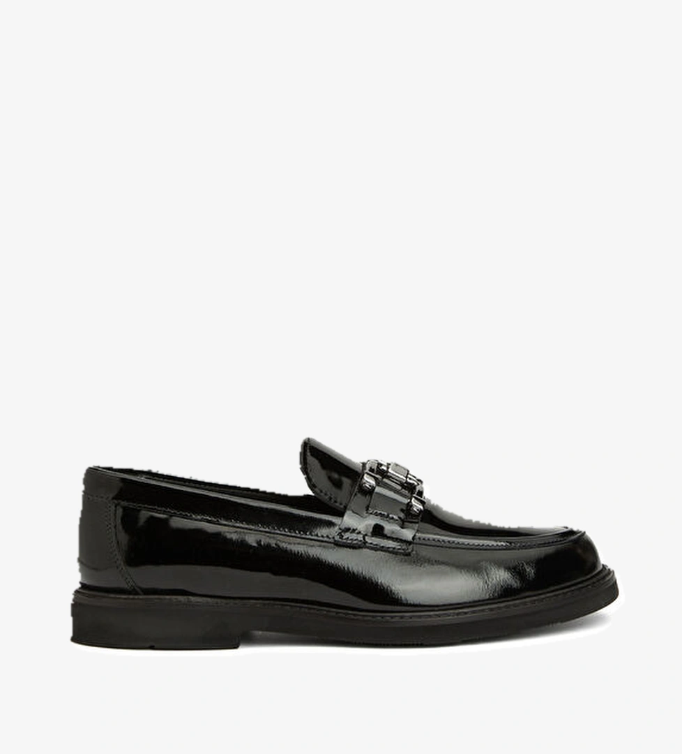 Divarese Siyah Kadın Rugan Loafer model görseli