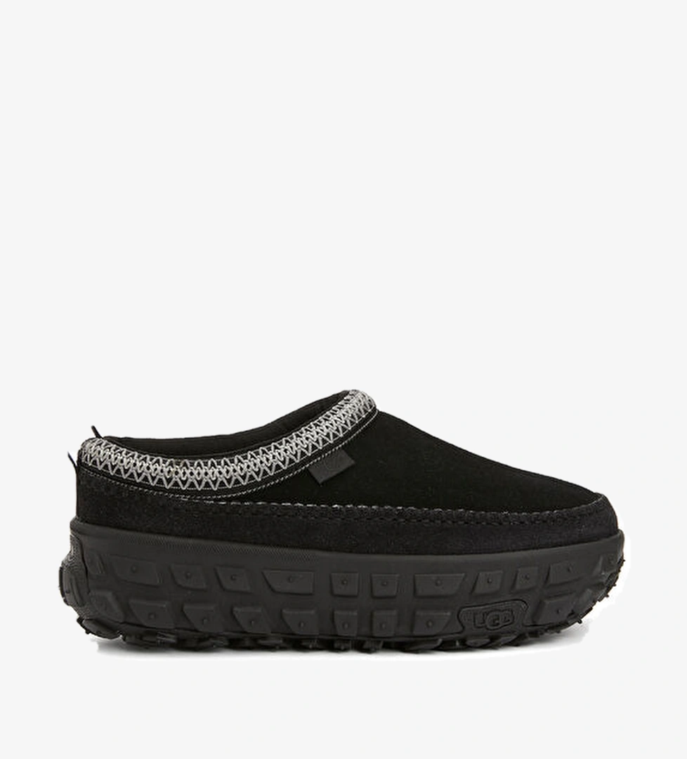 Ugg Venture Daze Siyah Erkek Süet Terlik model görseli