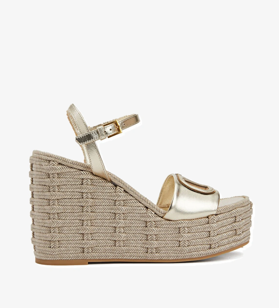 Valentino Garavani Gold Logo Detaylı Kadın Deri Espadril model görseli