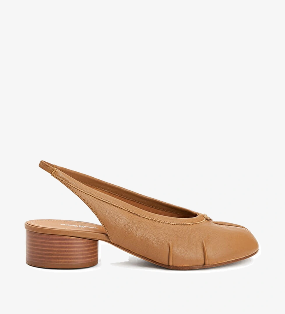 Maison Margiela Tabi Bej Deri Topuklu Ayakkabı model görseli