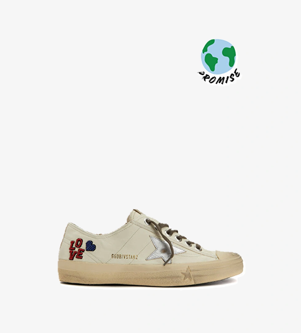 Golden Goose V-Star Ekru Kadın Deri Sneaker model görseli