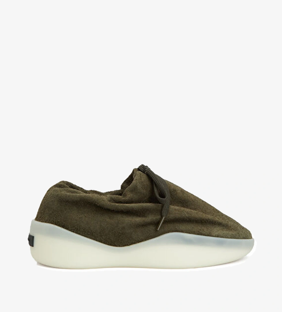 Fear Of God Moc Runner Haki Kadın Deri Sneaker model görseli
