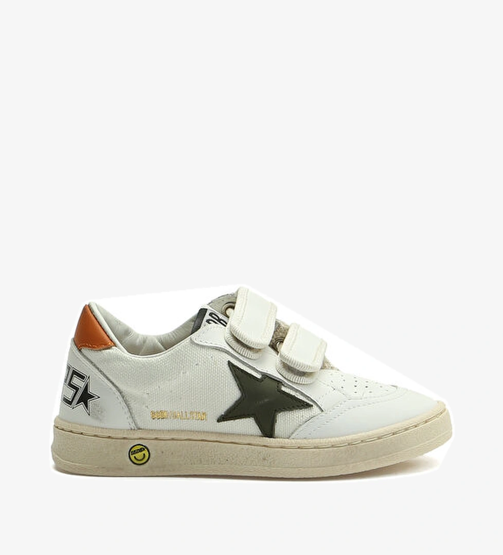 Golden Goose Ballstar Beyaz Çocuk Deri Sneaker model görseli